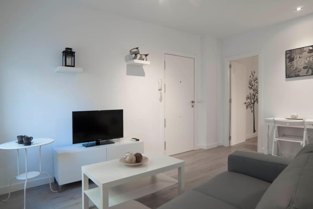 Moderno Apartamento En Plaza Merced Màlaga Exteriér fotografie